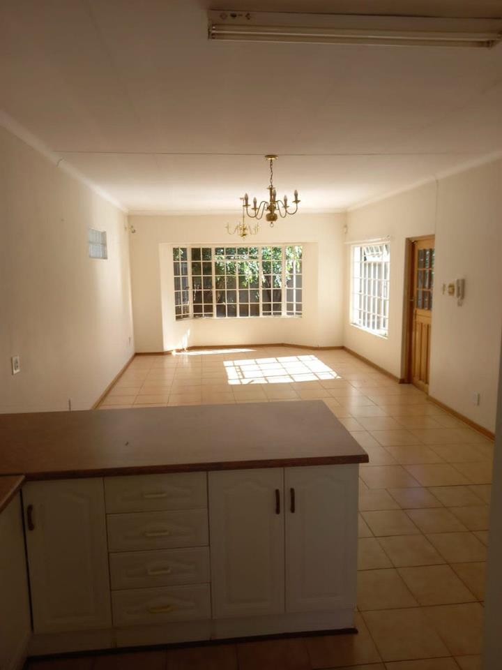 3 Bedroom Property for Sale in Kannoniers Park North West